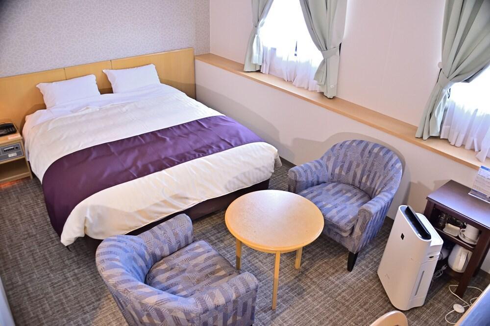 Takasaki Urban Hotel Экстерьер фото
